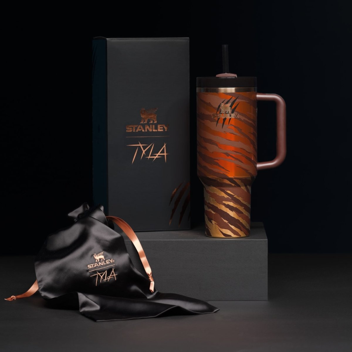 STANLEY THE QUENCHER "TYLA TYGER" KOLEKSİYONU | 1.18L - Termos Türkiye - Termos